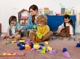 zabawy dywanowe w żłobku