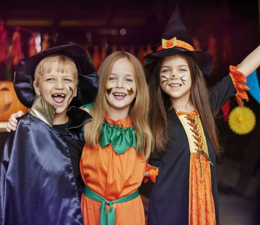 Jak zorganizować Halloween w żłobku? Pomysły nasze pomysły na zabawy dla najmłodszych