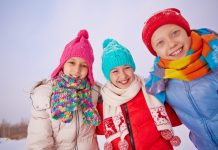 Jakie zabawy zimowe w przedszkolu zachwycą najmłodszych? Poznaj nasze kreatywne pomysły! zabawy zimowe w przedszkolu